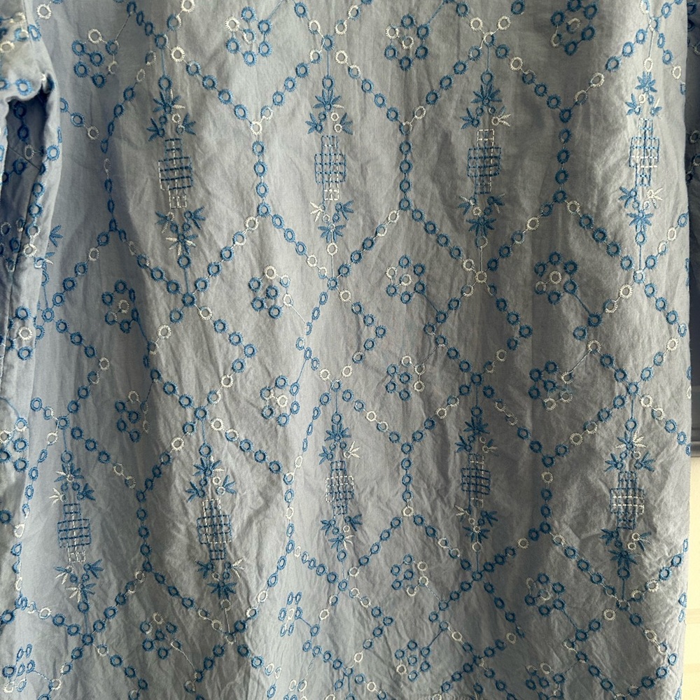 Chicos Embroidered Top Blue Size 4 US 0 Chicos - Picture 10 of 11